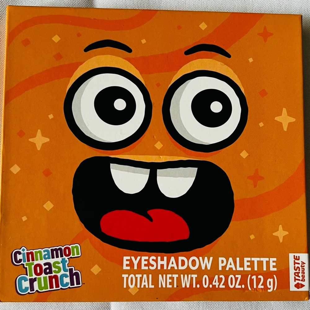 Cinnamon Toast Crunch Eye Shadow Palette
